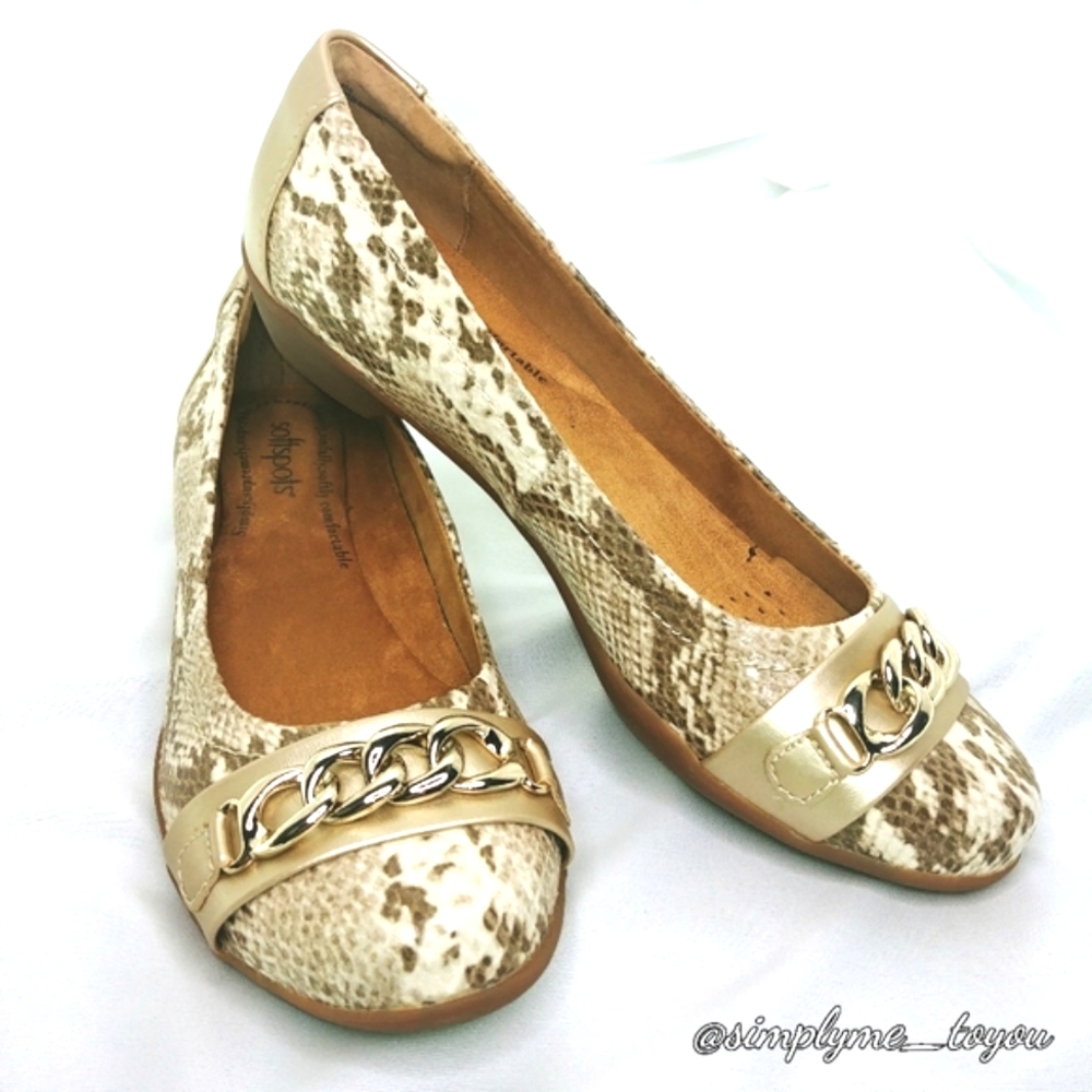NIB! Soft Spots Easy On Ballerinas